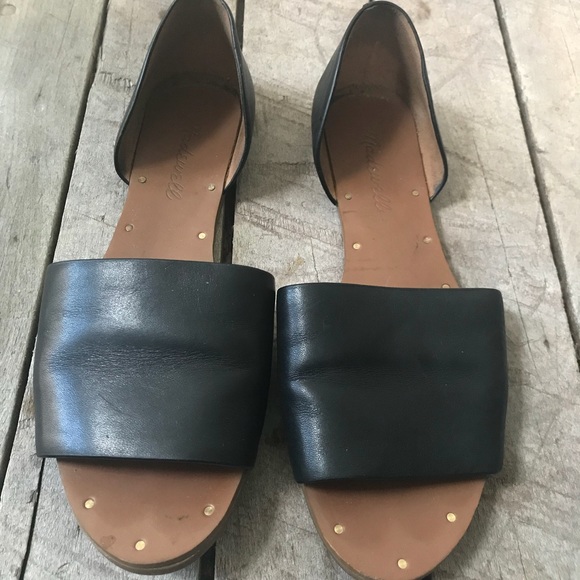 Madewell Shoes - Madewell open toe black Thea flats sandals. Sz 5